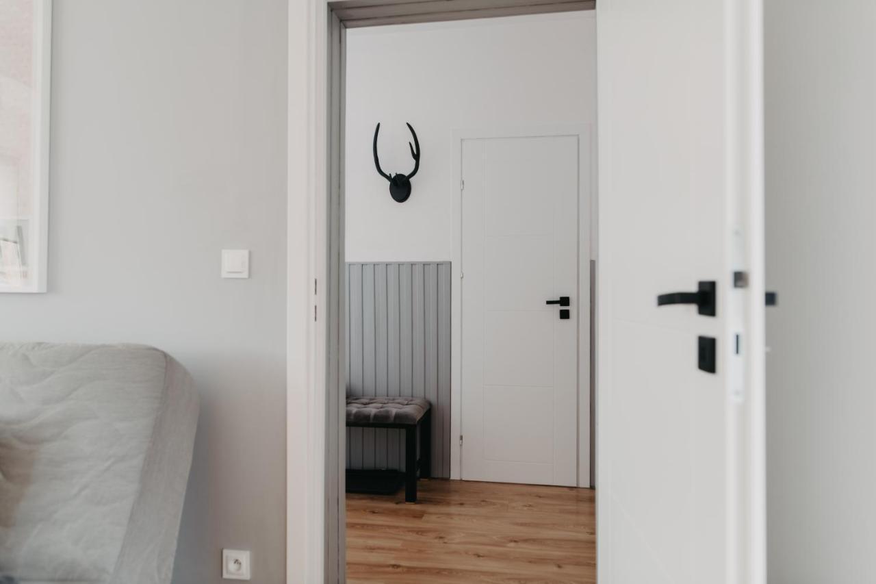 Jeleni Zakatek - Apartament W Stolicy Karkonoszy 耶莱尼亚古拉 外观 照片